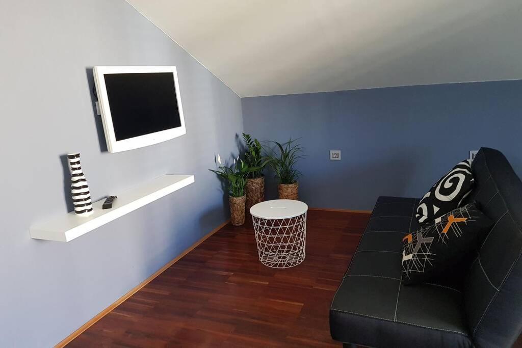 Cozy Loft Apartman Fiume Kültér fotó